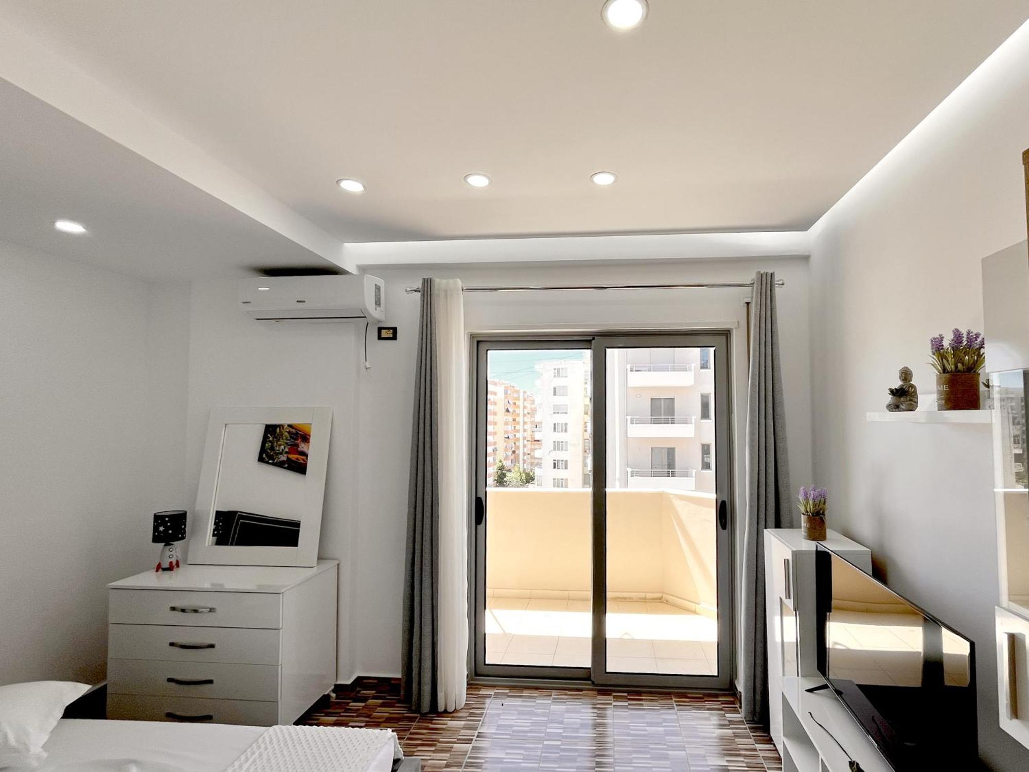 Kam Apartments In The City Center Vlorë エクステリア 写真