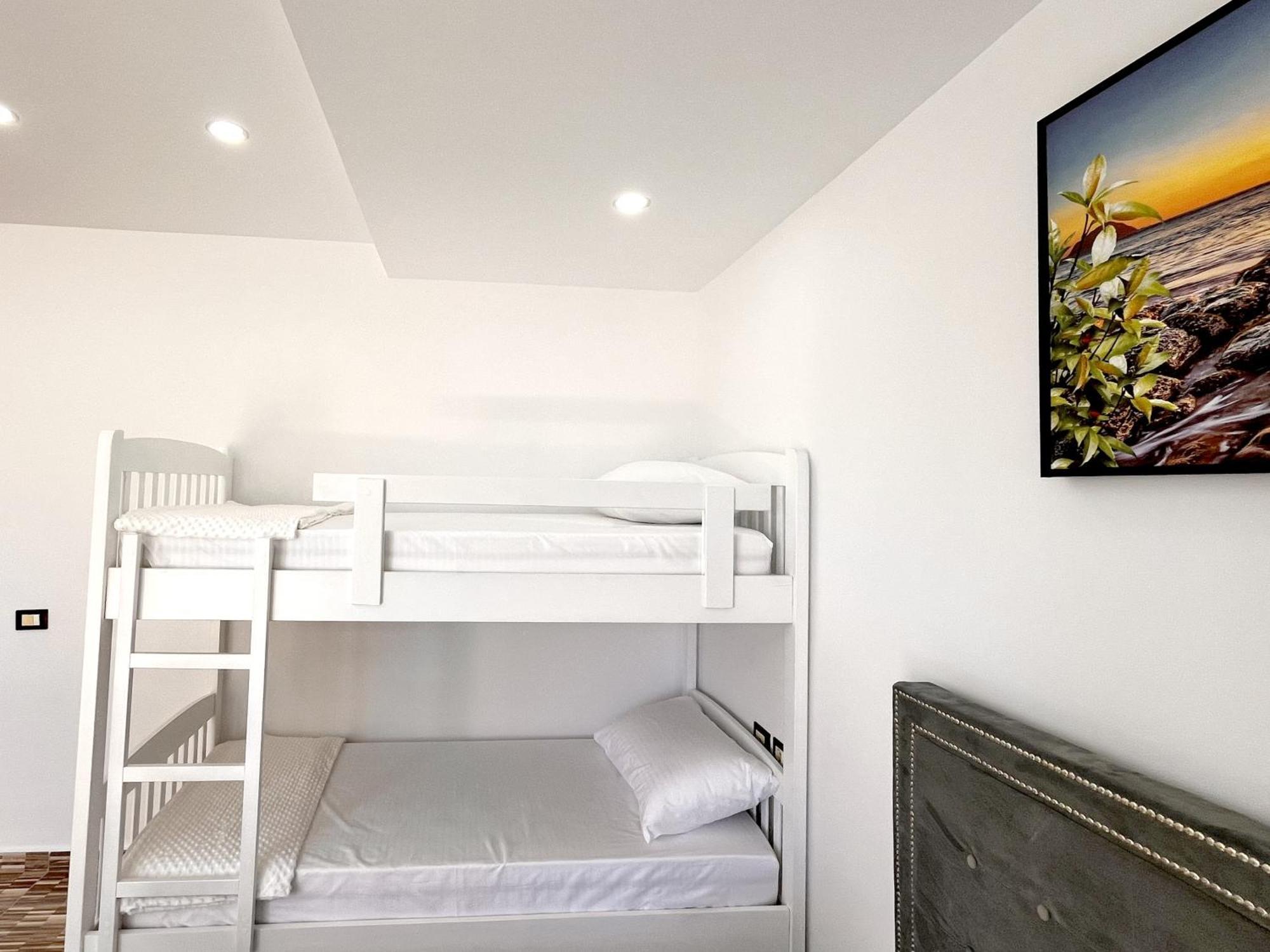 Kam Apartments In The City Center Vlorë エクステリア 写真