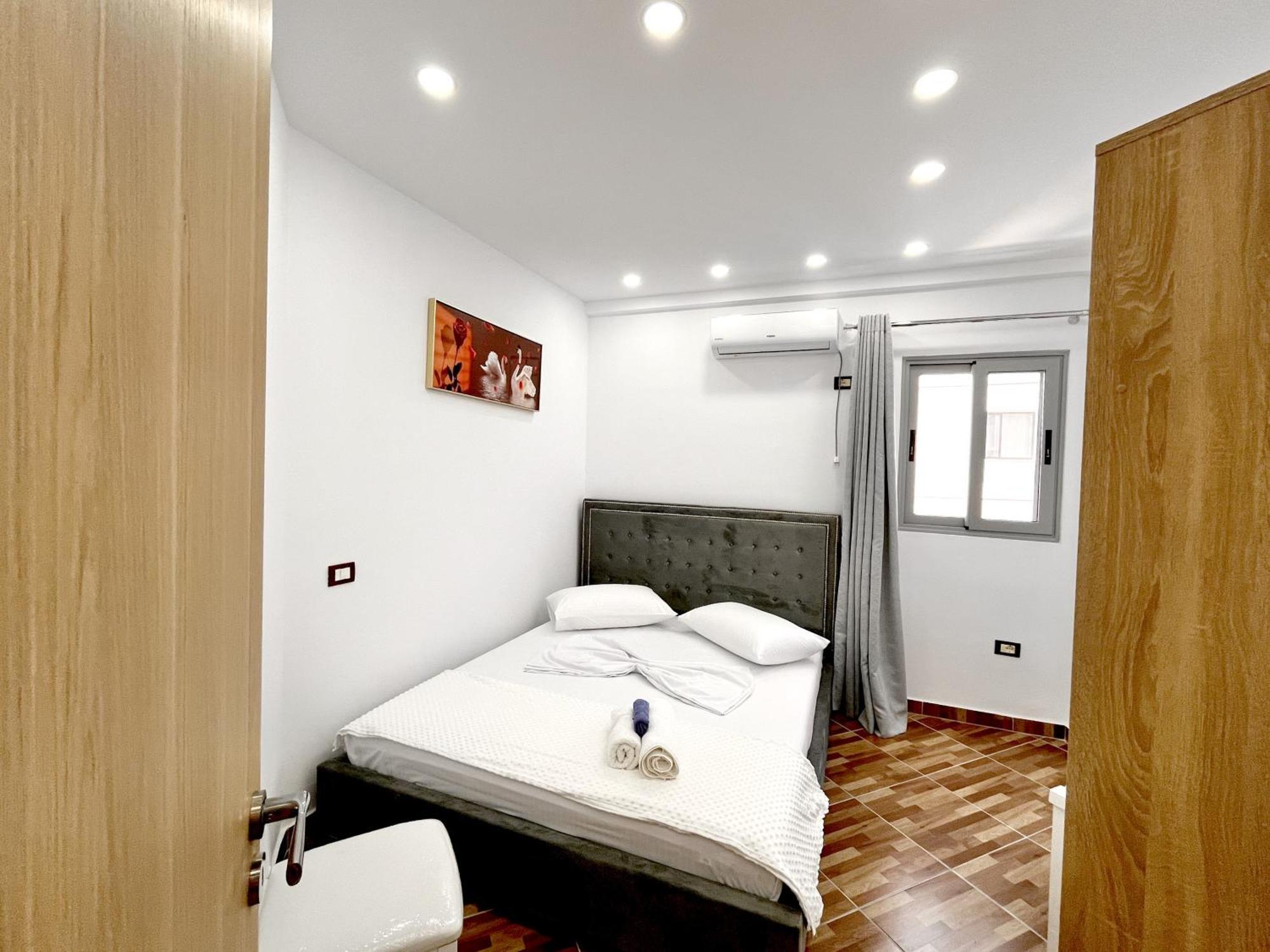 Kam Apartments In The City Center Vlorë エクステリア 写真